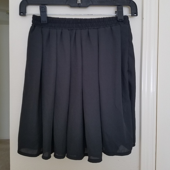 John Galt Black Chiffon Layered Skirt - Picture 1 of 3